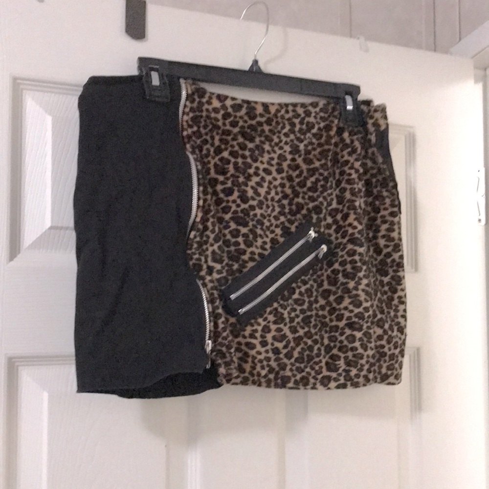 Tiger skirt    From London England.  Females. Size 14
